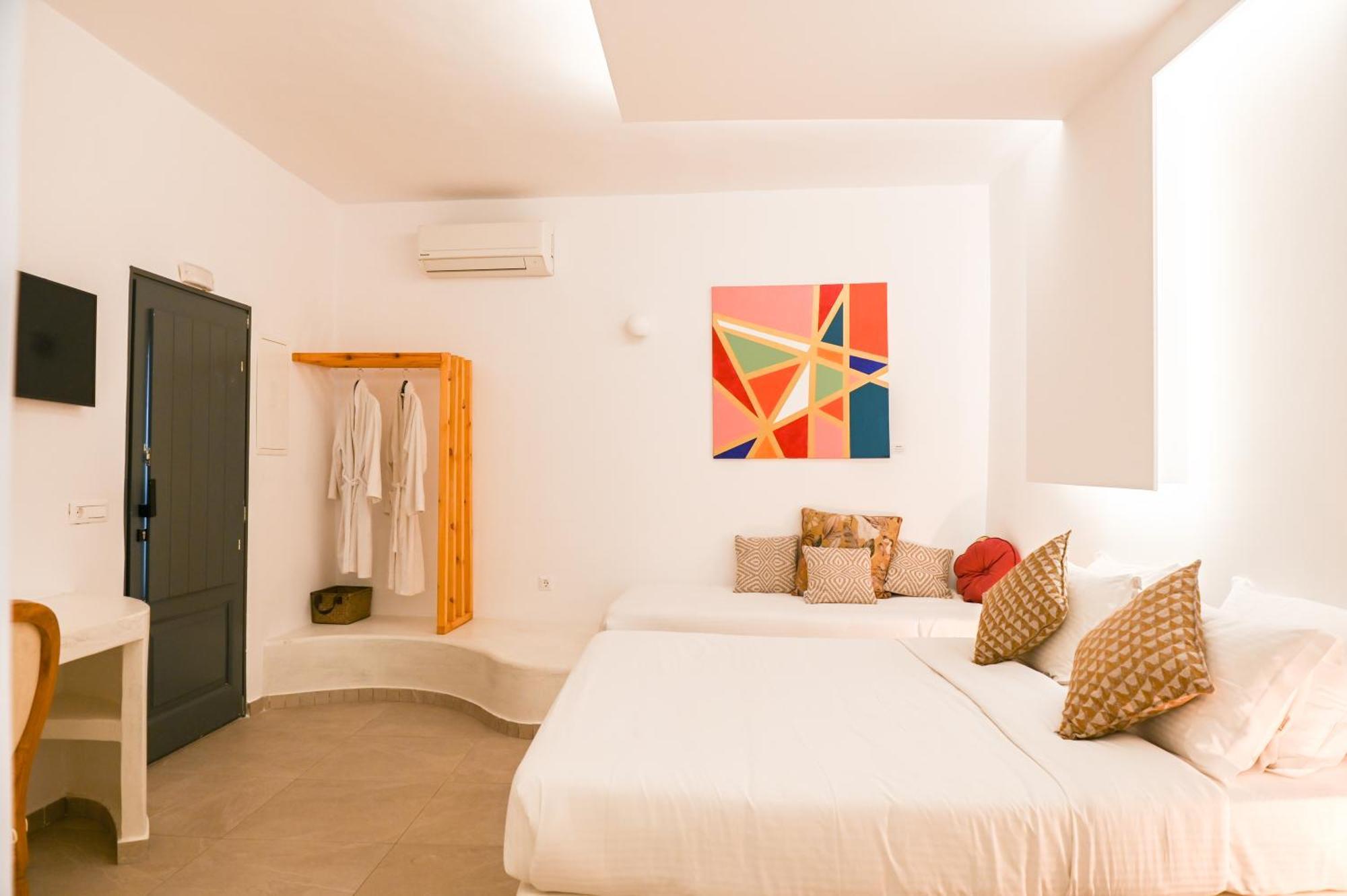 White Curves Santorini Bed & Breakfast Akrotírion Екстериор снимка
