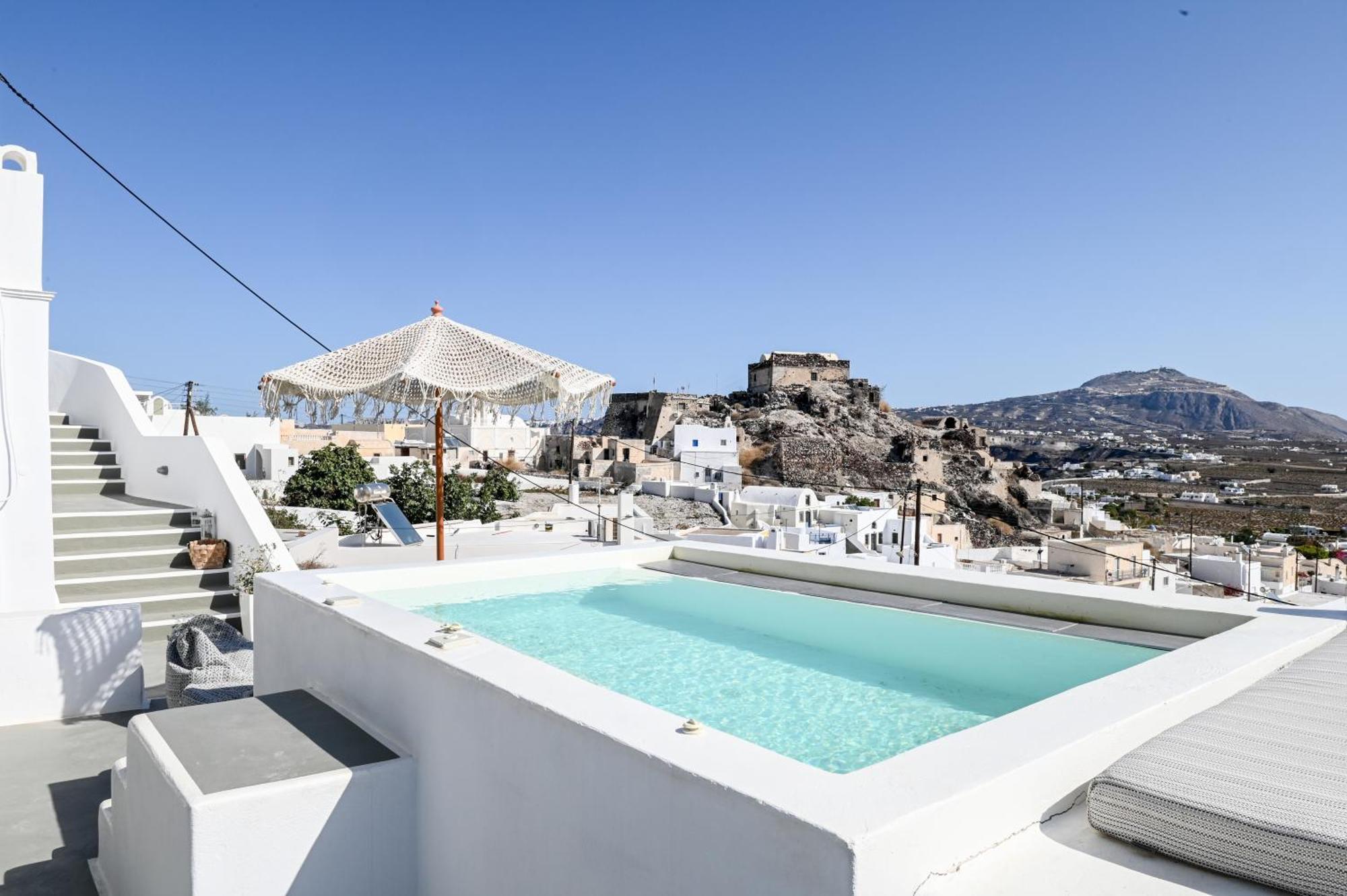 White Curves Santorini Bed & Breakfast Akrotírion Екстериор снимка