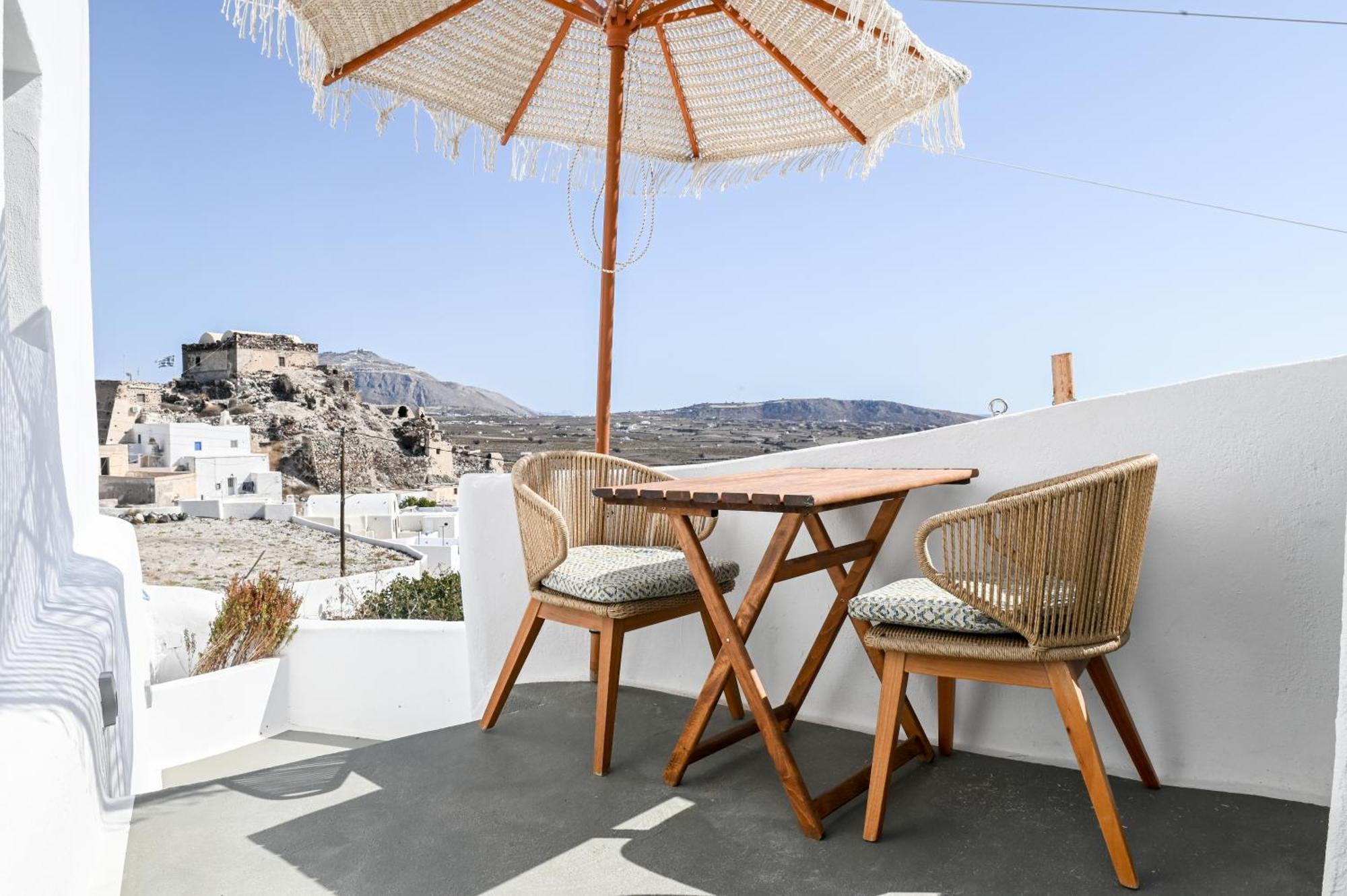 White Curves Santorini Bed & Breakfast Akrotírion Екстериор снимка